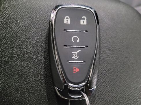 Used 2020 Chevrolet Equinox LT AWD/4WD image 32