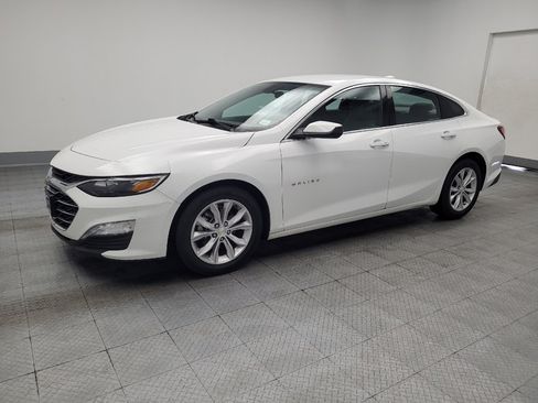 Used 2022 Chevrolet Malibu LT FWD image 2