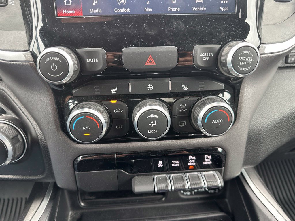 Used 2022 RAM 1500 Big Horn AWD/4WD image 49