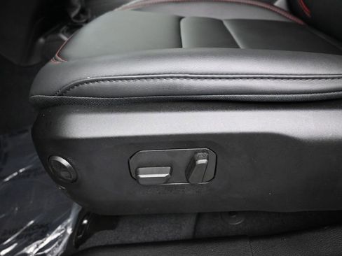 New 2026 Jeep Wrangler Unlimited Rubicon image 13