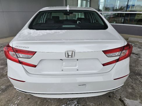 Used 2018 Honda Accord LX image 4