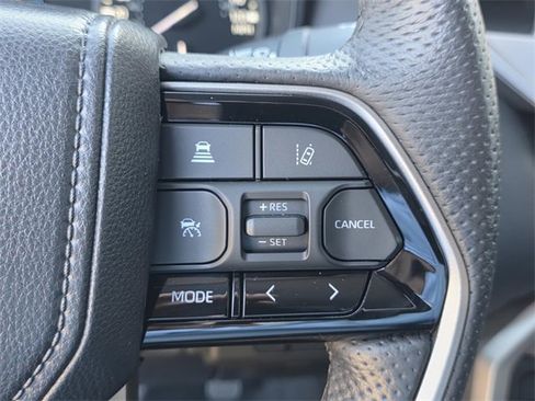 Used 2023 Toyota Tundra Limited image 30