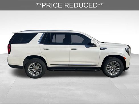 Used 2022 GMC Yukon SLT w/ SLT Luxury Package image 3