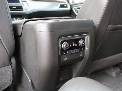 Used 2022 Chevrolet Tahoe Z71 w/ Off-Road Capability Package AWD/4WD image 23