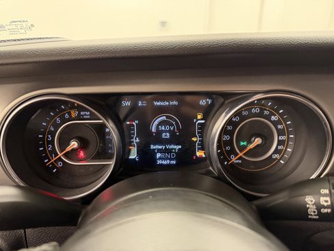 Used 2021 Jeep Wrangler Unlimited Sport image 15