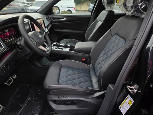 New 2026 Volkswagen Atlas Cross Sport SEL Premium R-Line AWD/4WD image 6