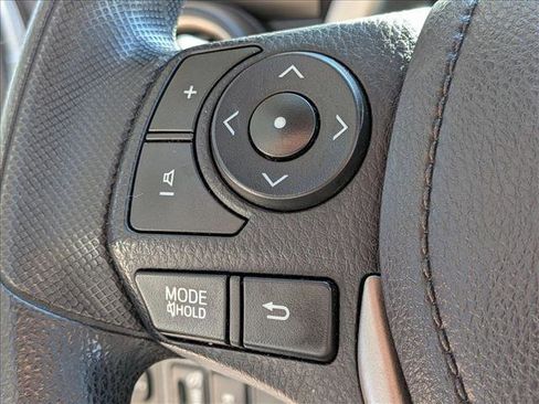 Used 2013 Toyota RAV4 LE image 11