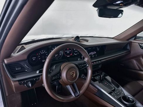 Used 2021 Porsche 911 Carrera 4S AWD/4WD image 9