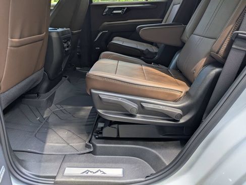 New 2026 Chevrolet Tahoe High Country AWD/4WD image 29