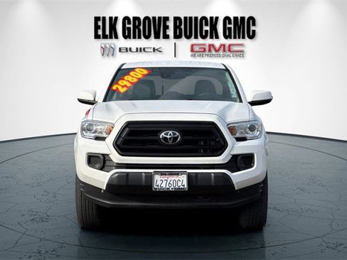 Used 2020 Toyota Tacoma SR image 9