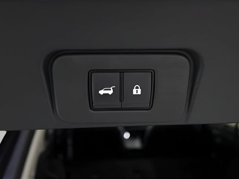 Used 2024 Nissan Rogue Platinum w/ Platinum Premium Package FWD image 24