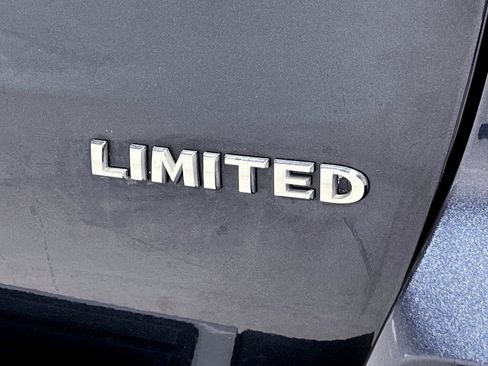 Used 2015 Jeep Grand Cherokee Limited image 40