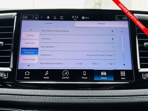 Used 2023 Chrysler Pacifica Touring-L w/ S Appearance Package FWD image 6