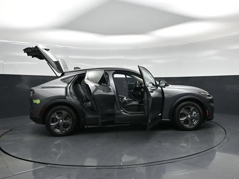 Used 2023 Ford Mustang Mach-E Select RWD image 4