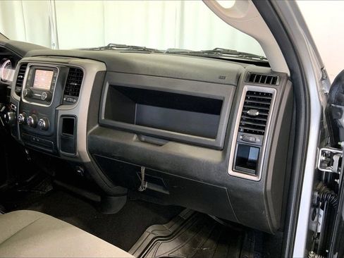 Used 2022 RAM 1500 Tradesman w/ Chrome Plus Package RWD image 16