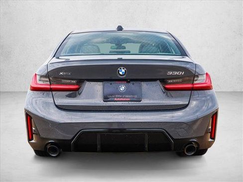 Used 2023 BMW 330i xDrive Sedan w/ M Sport Package AWD/4WD image 6