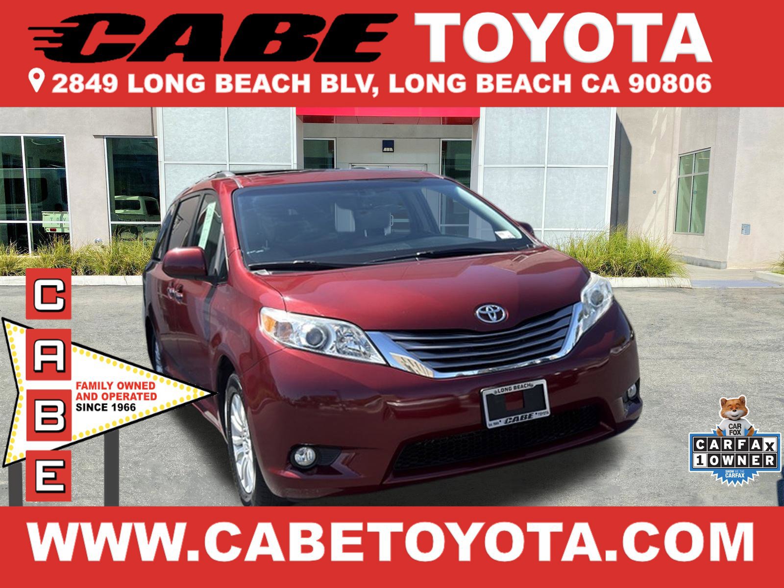 Used 2017 Toyota Sienna XLE Premium FWD image 1