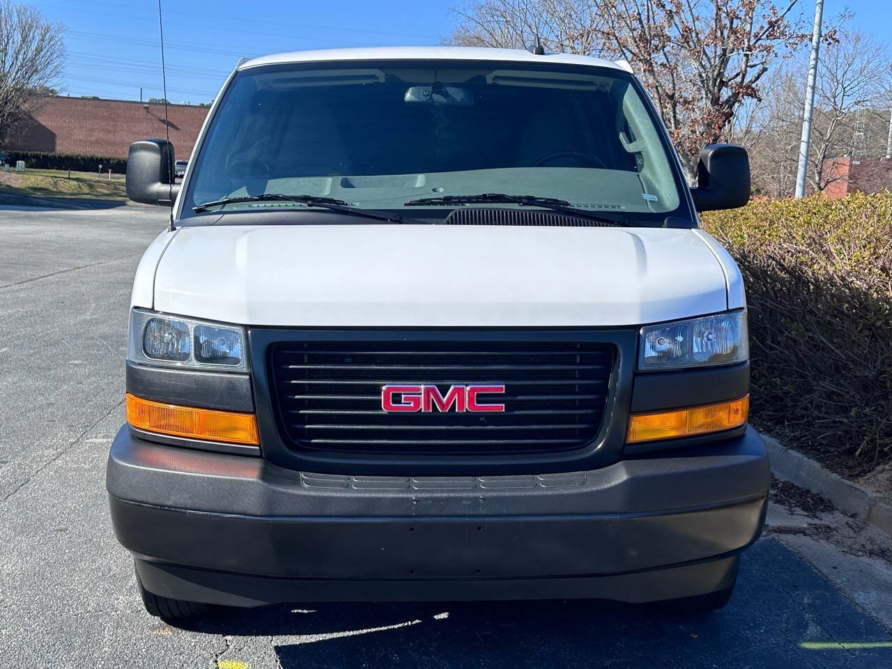 Used 2023 GMC Savana 2500 Extended w/ Driver Convenience Package RWD image 3