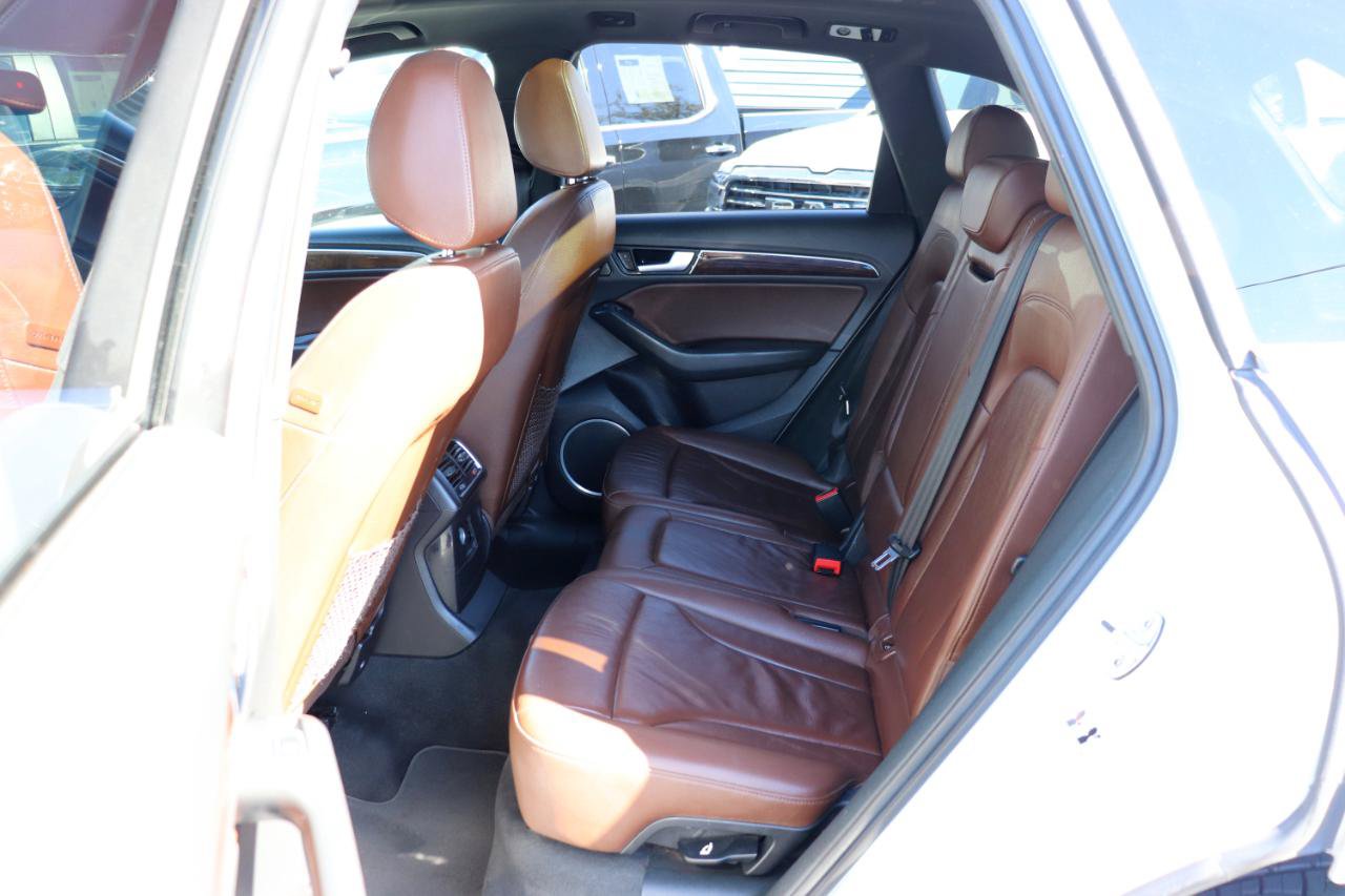 Used 2017 Audi Q5 2.0T Premium Plus w/ Technology Package AWD/4WD image 12