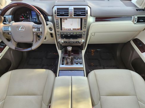 Used 2019 Lexus GX 460 Luxury AWD/4WD image 33