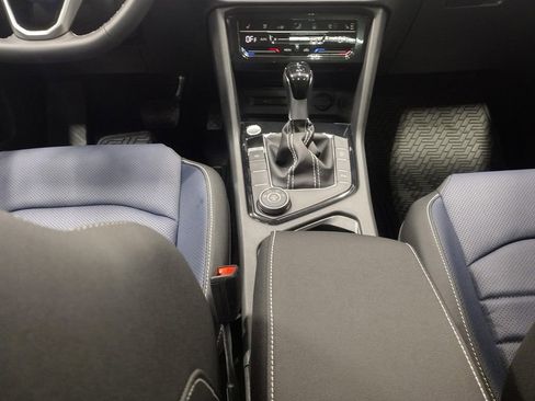 New 2026 Volkswagen Taos SEL AWD/4WD image 37
