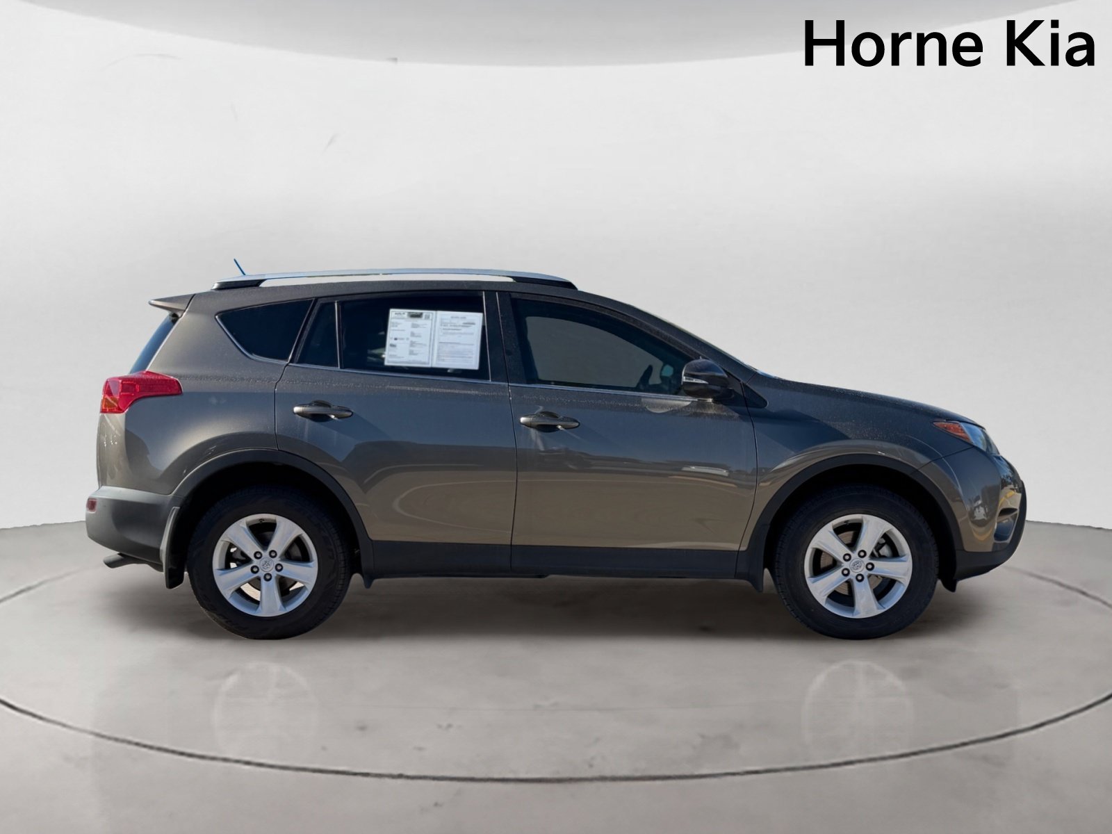 Used 2014 Toyota RAV4 XLE FWD image 6