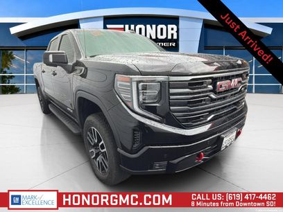 Used 2025 GMC Sierra 1500 AT4 w/ AT4 Premium Package