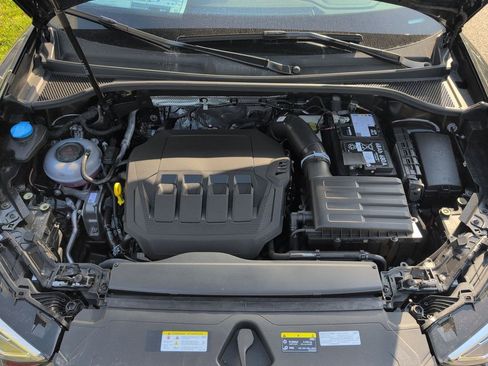 New 2025 Audi Q3 2.0T Premium image 28