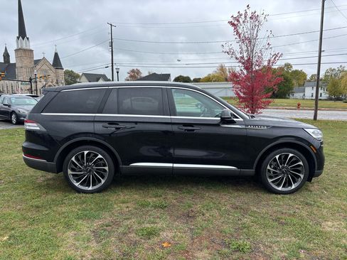 Used 2020 Lincoln Aviator Reserve w/ Equipment Group 202A image 8