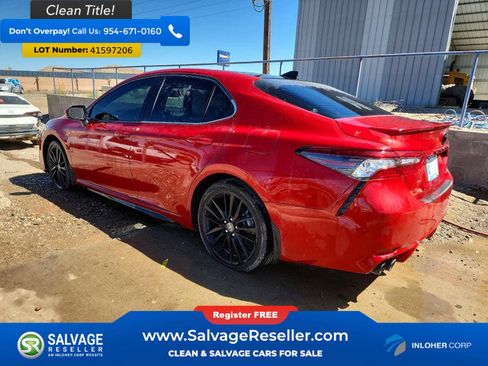 Used 2021 Toyota Camry XSE image 3