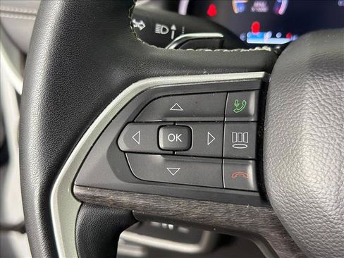 Used 2022 Jeep Grand Cherokee L Limited RWD image 25