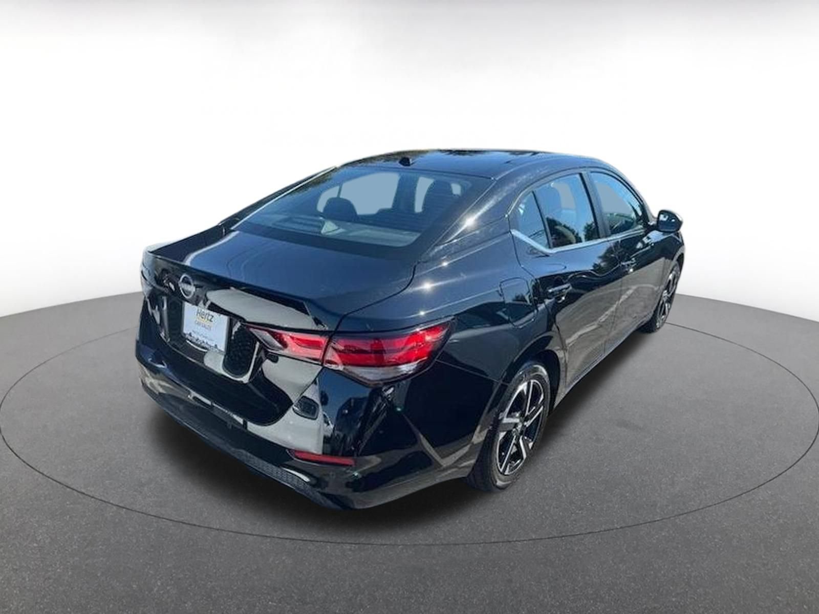 Used 2025 Nissan Sentra SV FWD image 7