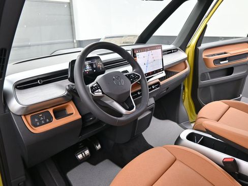 New 2025 Volkswagen ID. Buzz Pro S Plus AWD/4WD image 39
