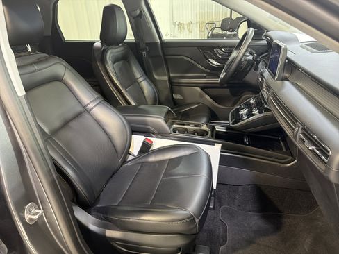Used 2022 Lincoln Corsair FWD w/ Equipment Group 101A image 11
