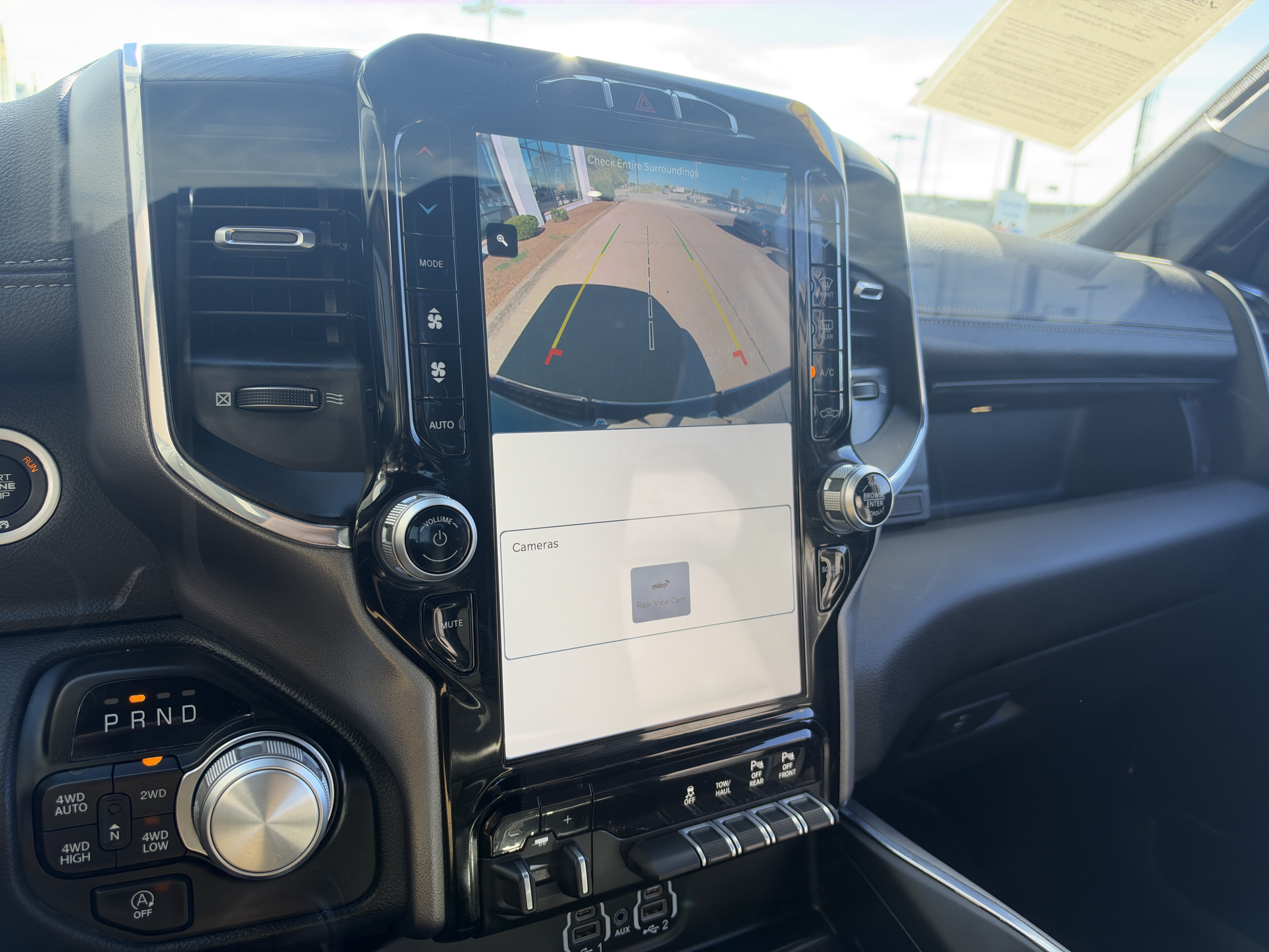 Used 2024 RAM 1500 Laramie AWD/4WD image 45