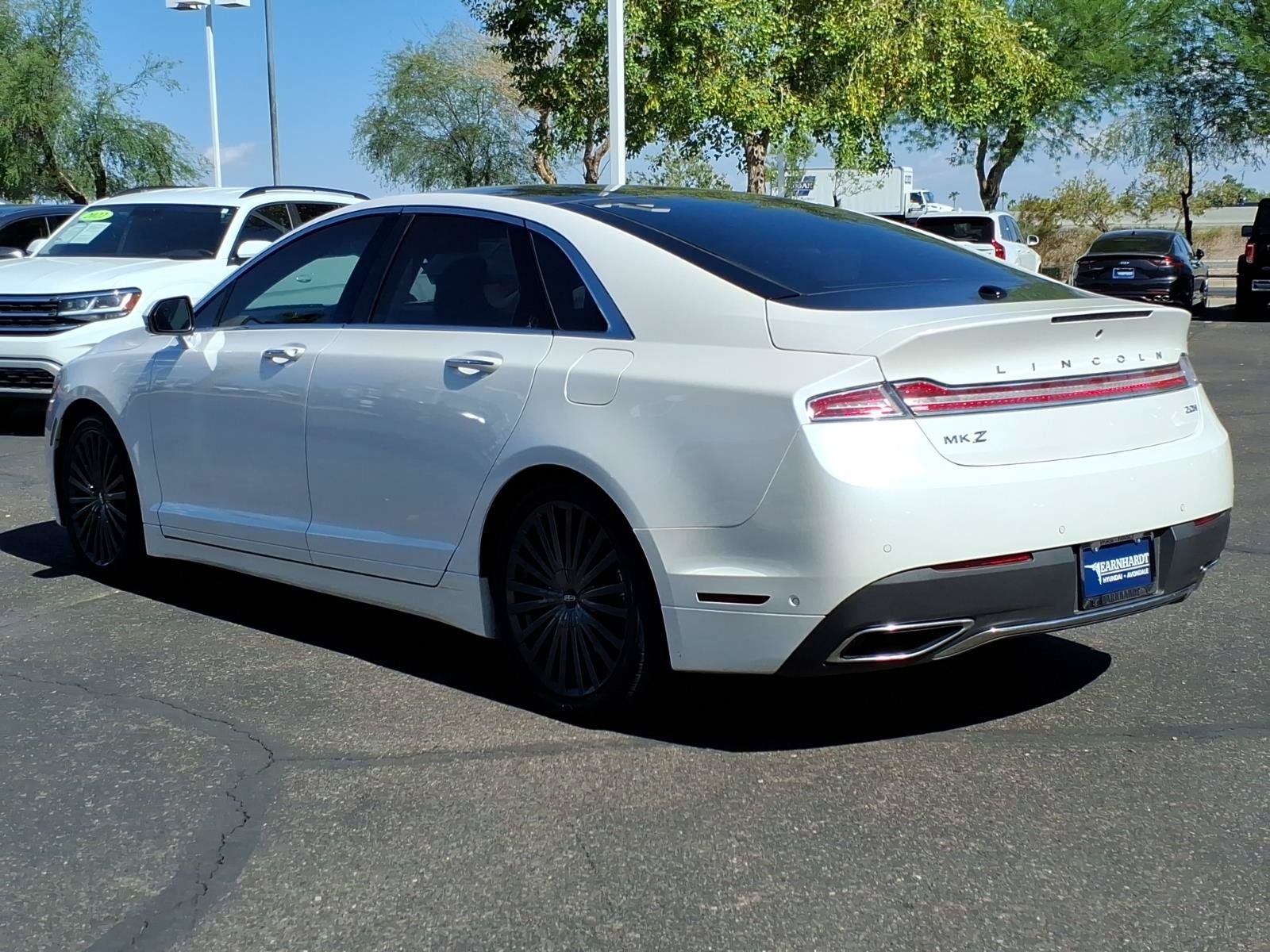Used 2017 Lincoln MKZ Reserve w/ Technology Package FWD image 3