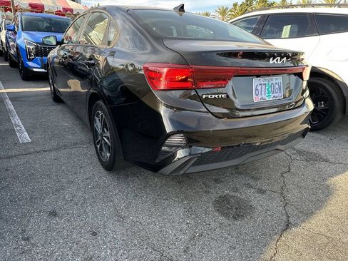 Certified 2023 Kia Forte LXS FWD image 2