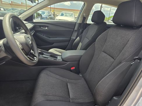 Used 2025 Honda Accord LX image 19