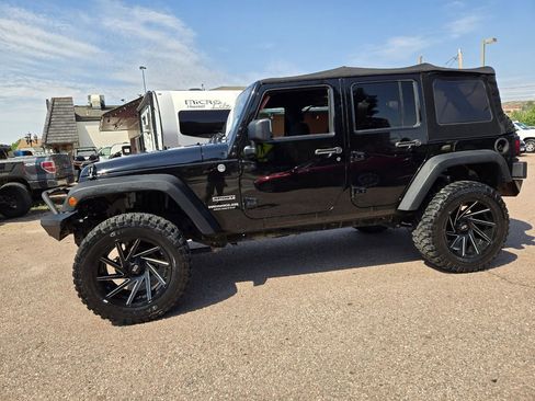 Used 2015 Jeep Wrangler Unlimited Sport w/ Quick Order Package 24S image 5
