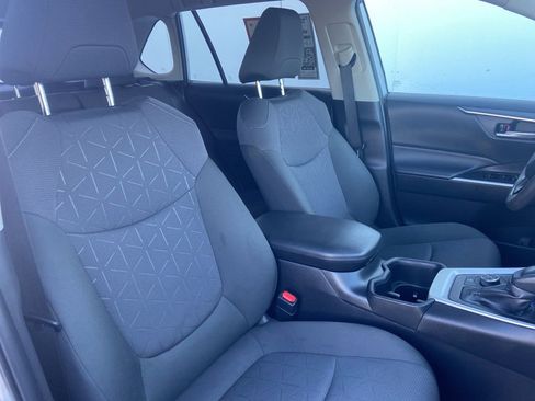 Certified 2023 Toyota RAV4 XLE image 5