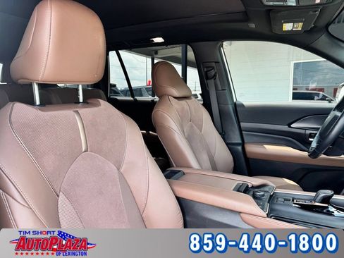 Used 2024 Toyota Grand Highlander AWD Hybrid image 55