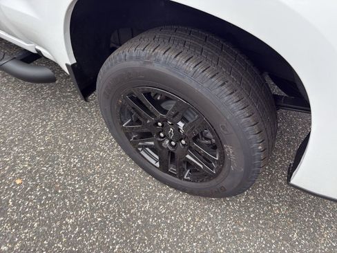 New 2025 Chevrolet Silverado 1500 RST w/ Rally Edition image 24