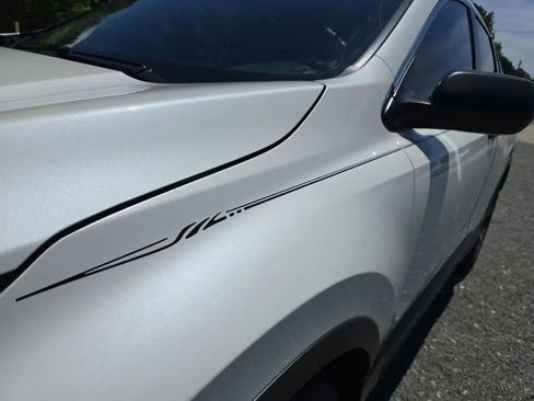 Used 2018 Honda CR-V LX image 12