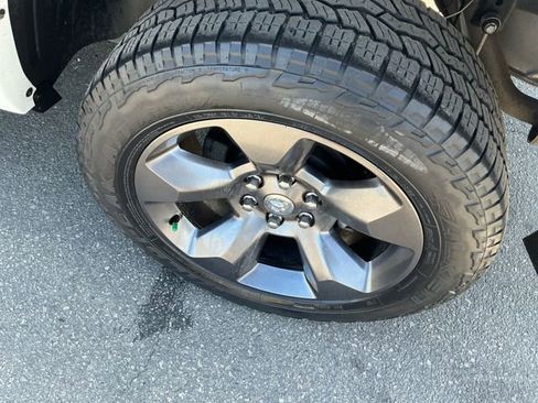 Used 2023 RAM 1500 Big Horn AWD/4WD image 16