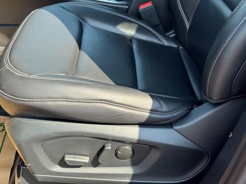 Used 2023 Ford Explorer XLT w/ Equipment Group 202A image 24