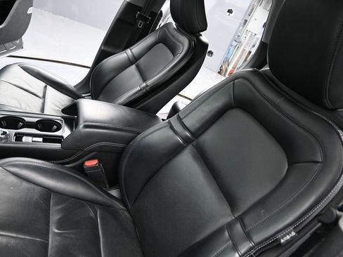 Used 2022 Lincoln Corsair Reserve image 9