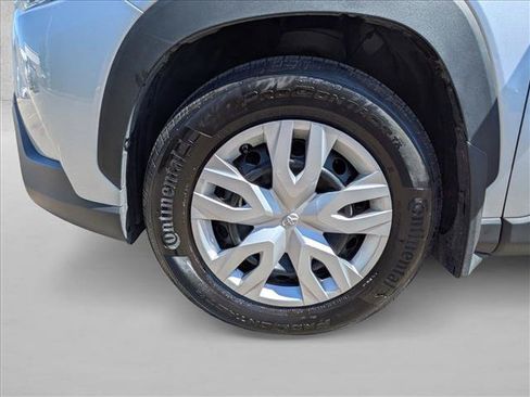 Used 2024 Toyota Corolla Cross L AWD/4WD image 22
