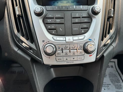 Used 2015 Chevrolet Equinox LT image 20