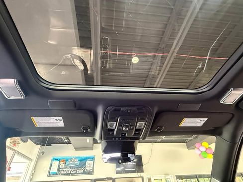 Used 2021 Cadillac Escalade Sport w/ Driver Assist Tech Package AWD/4WD image 45