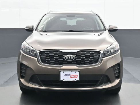 Used 2019 Kia Sorento LX w/ LX Convenience Package image 1
